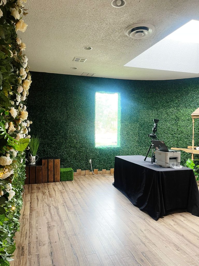 Floral photo booth in Gravenhurst for perfect memories
